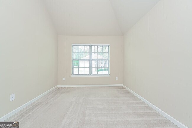 Building Photo - 9105 Overlook Dr