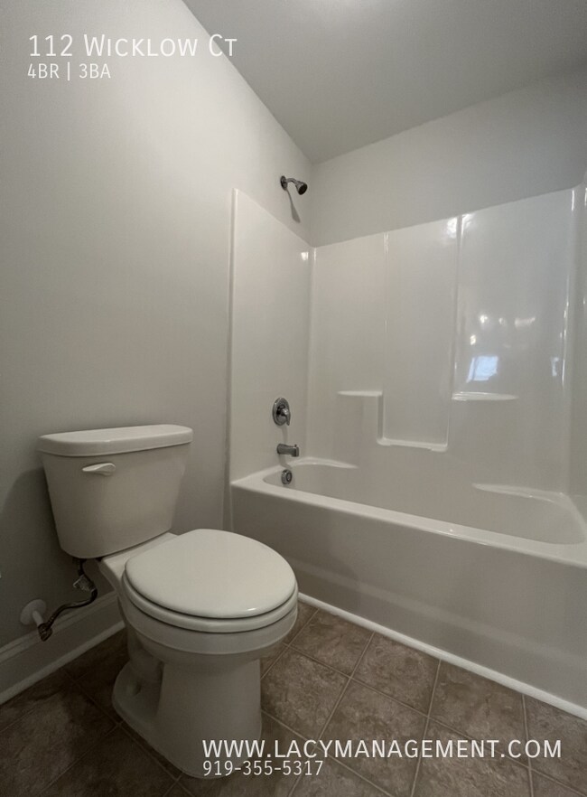 Building Photo - 112 Wicklow Ct