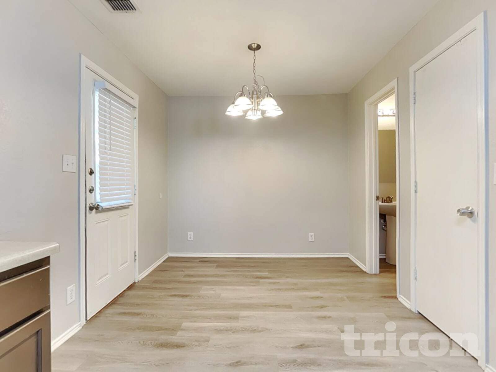 Building Photo - 2615 Thunder Gulch