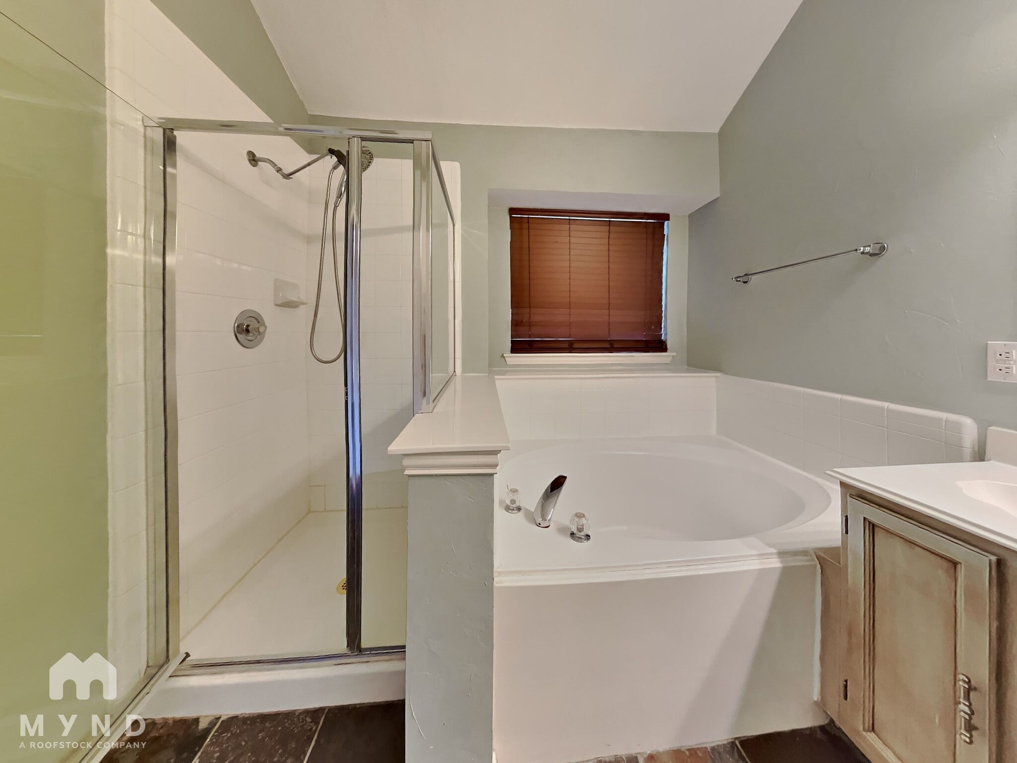 Building Photo - 10809 Copperwood Dr