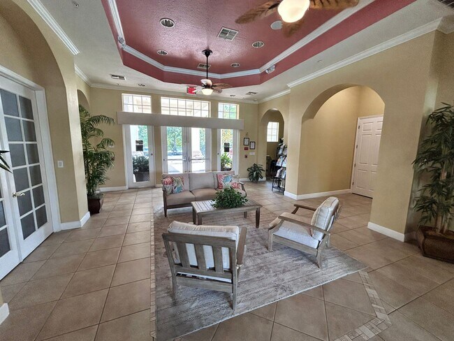 Building Photo - 4997 Town Terrace S