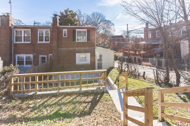 Building Photo - 1559 FORT DUPONT St SE