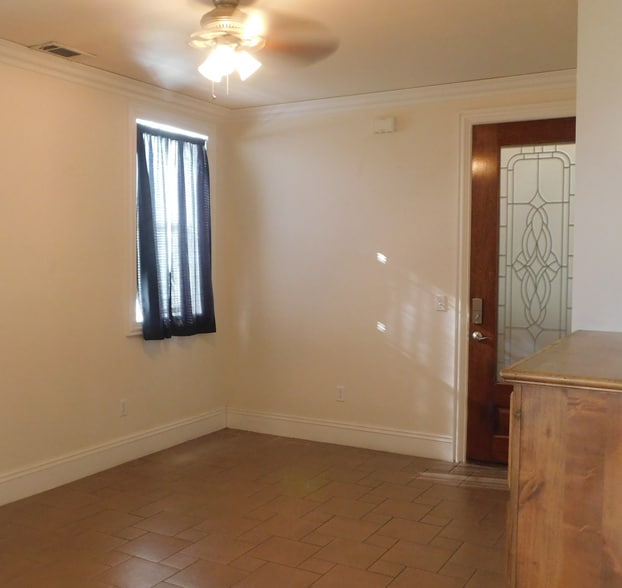 Building Photo - 1306 Broadhead Rd