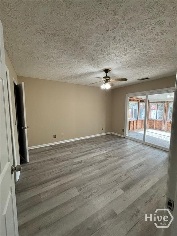 Building Photo - 105 Pelican Ln