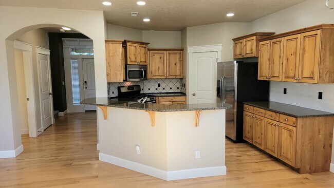 Building Photo - 3993 N Heritage View Ave