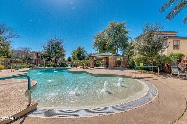 Building Photo - 4334 E Carla Vista Dr