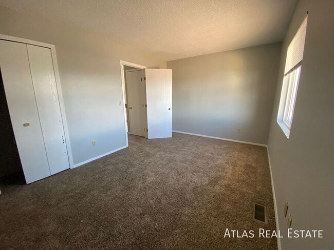 Building Photo - 7529 Banner Ct