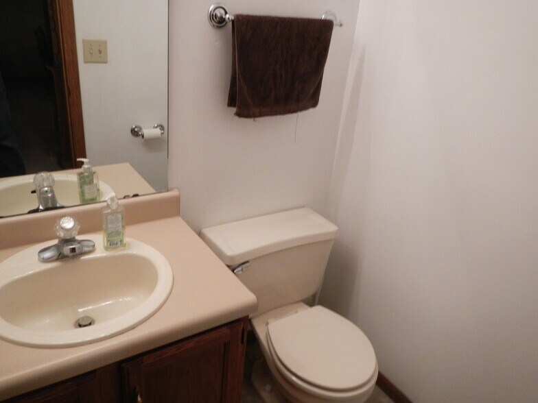 Building Photo - 426 Christy Drive