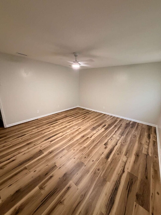 Building Photo - Available FOR RENT in Midland City, AL