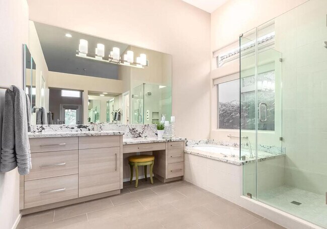 Building Photo - 11591 E Desert Willow Dr