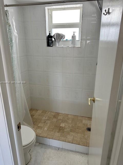 Building Photo - 3601 NE 170th St