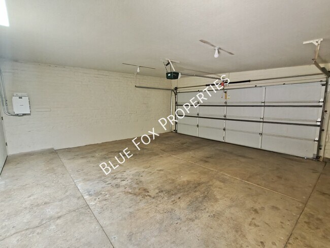 Building Photo - 5309 N Fort Yuma Trail