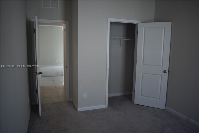 Building Photo - 3634 Lazy River Ter