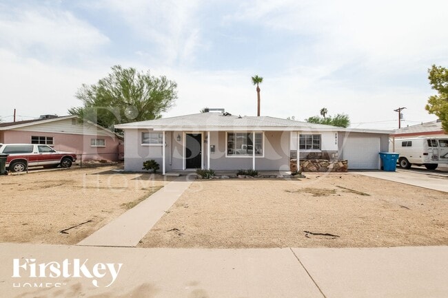 Building Photo - 2919 W Seldon Ln