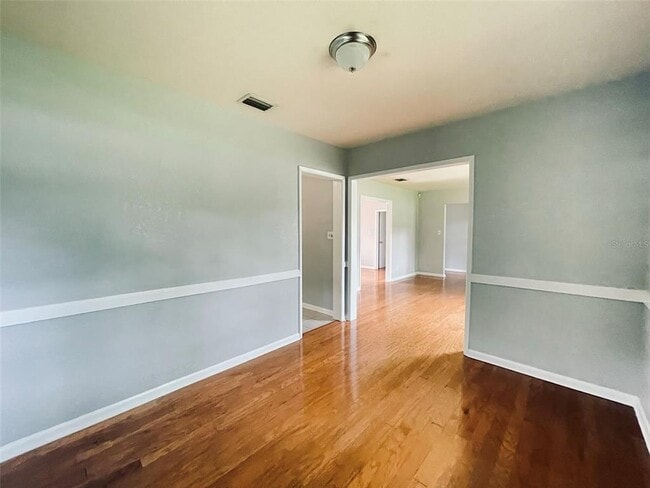 Building Photo - 1039 S Frankland Rd