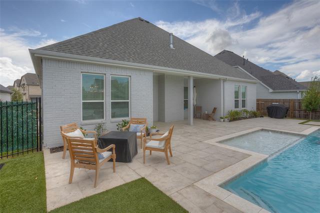 Building Photo - 752 Tallgrass Dr