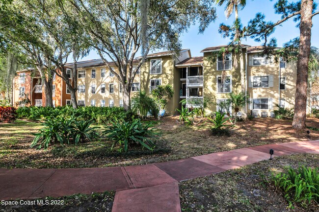 Building Photo - 225 S Tropical Trail