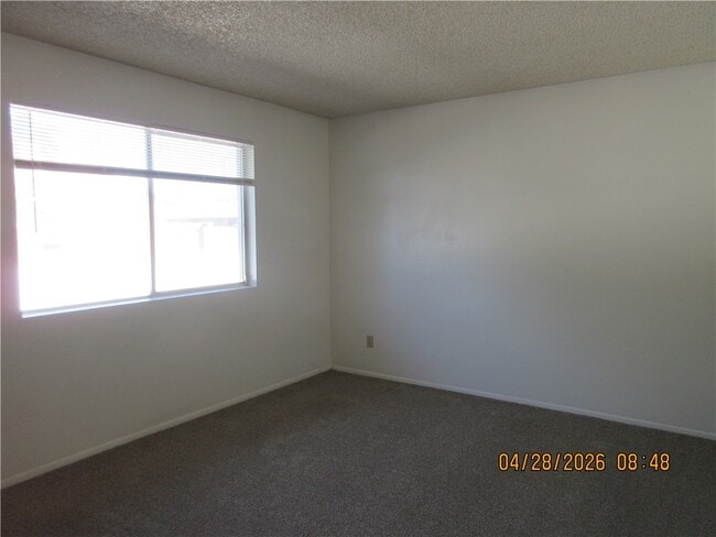 Building Photo - 2011 Wickieup Ave