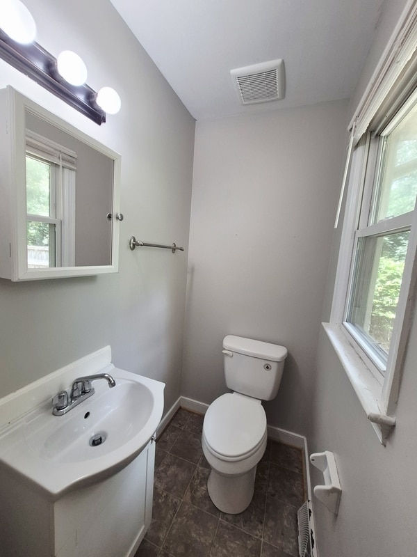 Building Photo - 3041 Clintwood Rd
