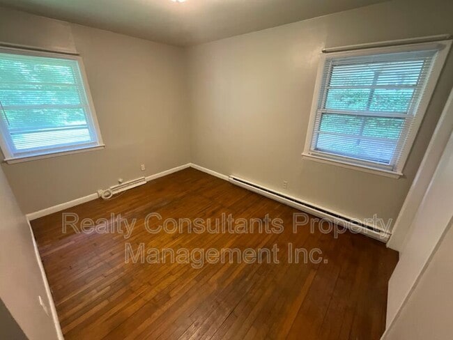 Building Photo - 1533 Beaucrest Ave