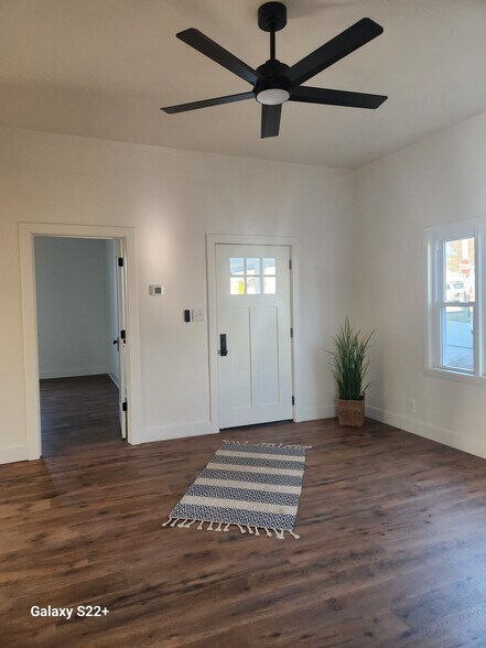 Building Photo - 1109 Washington Ave