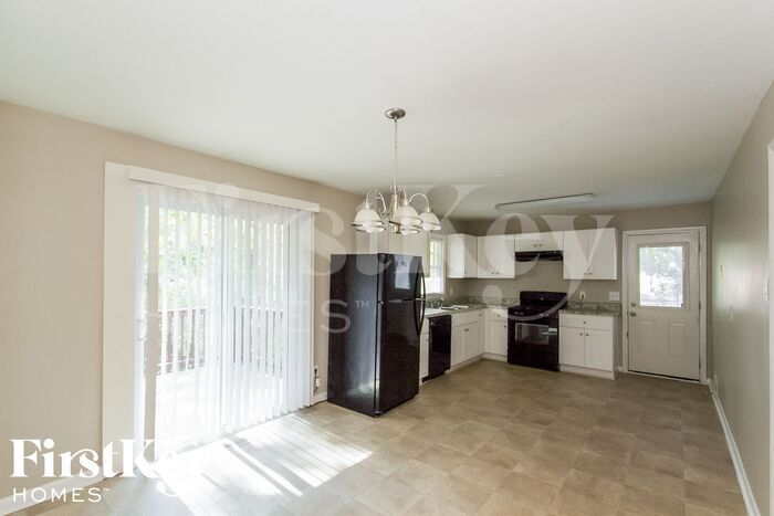 Building Photo - 4083 Vale Ct