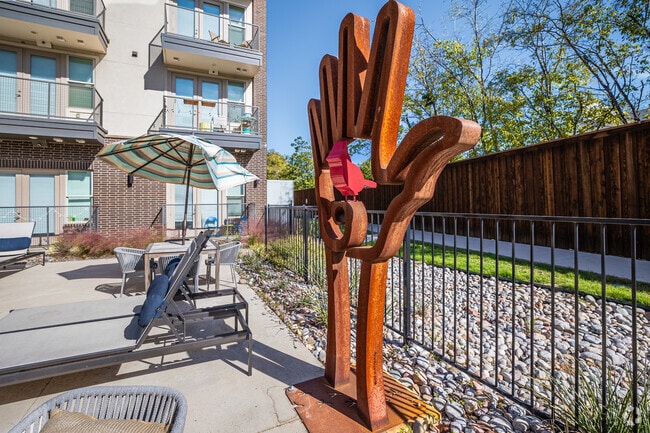 Pool - Mystique at University Heights