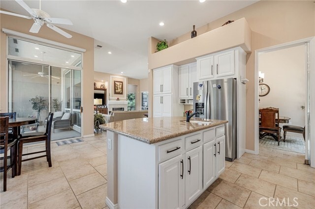 Building Photo - 78652 Alliance Way