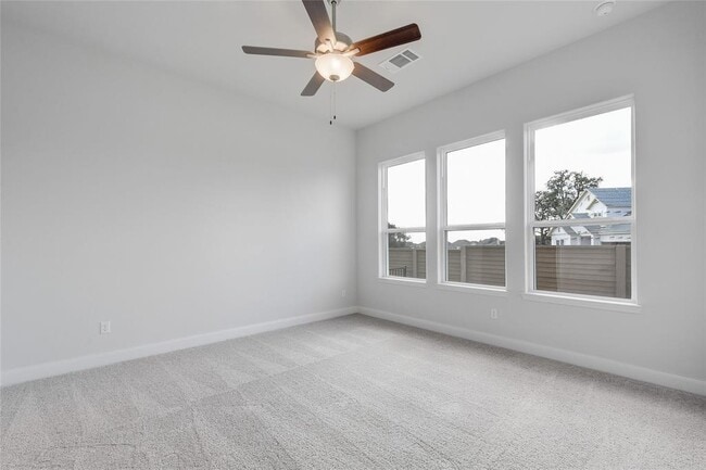 Building Photo - 112 Revere Dr