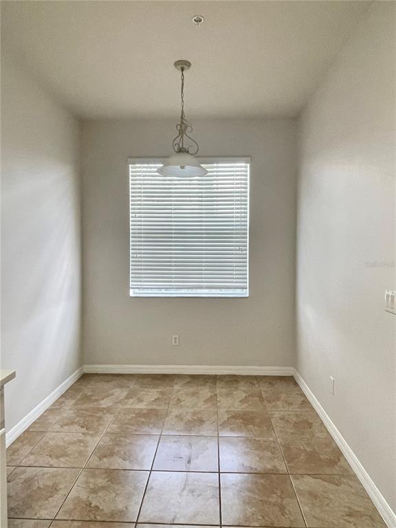 Building Photo - 2795 Oakwater Dr