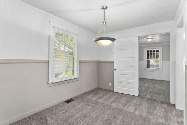 Building Photo - 1742 Ware Ave