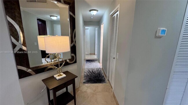 Building Photo - 3505 S Ocean Dr