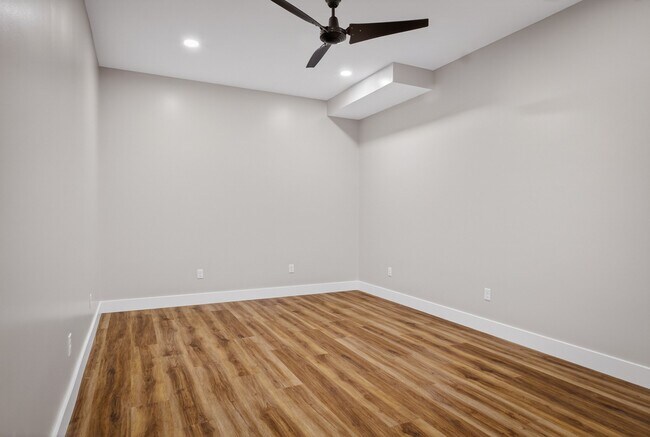 Building Photo - 225 Wilbert St