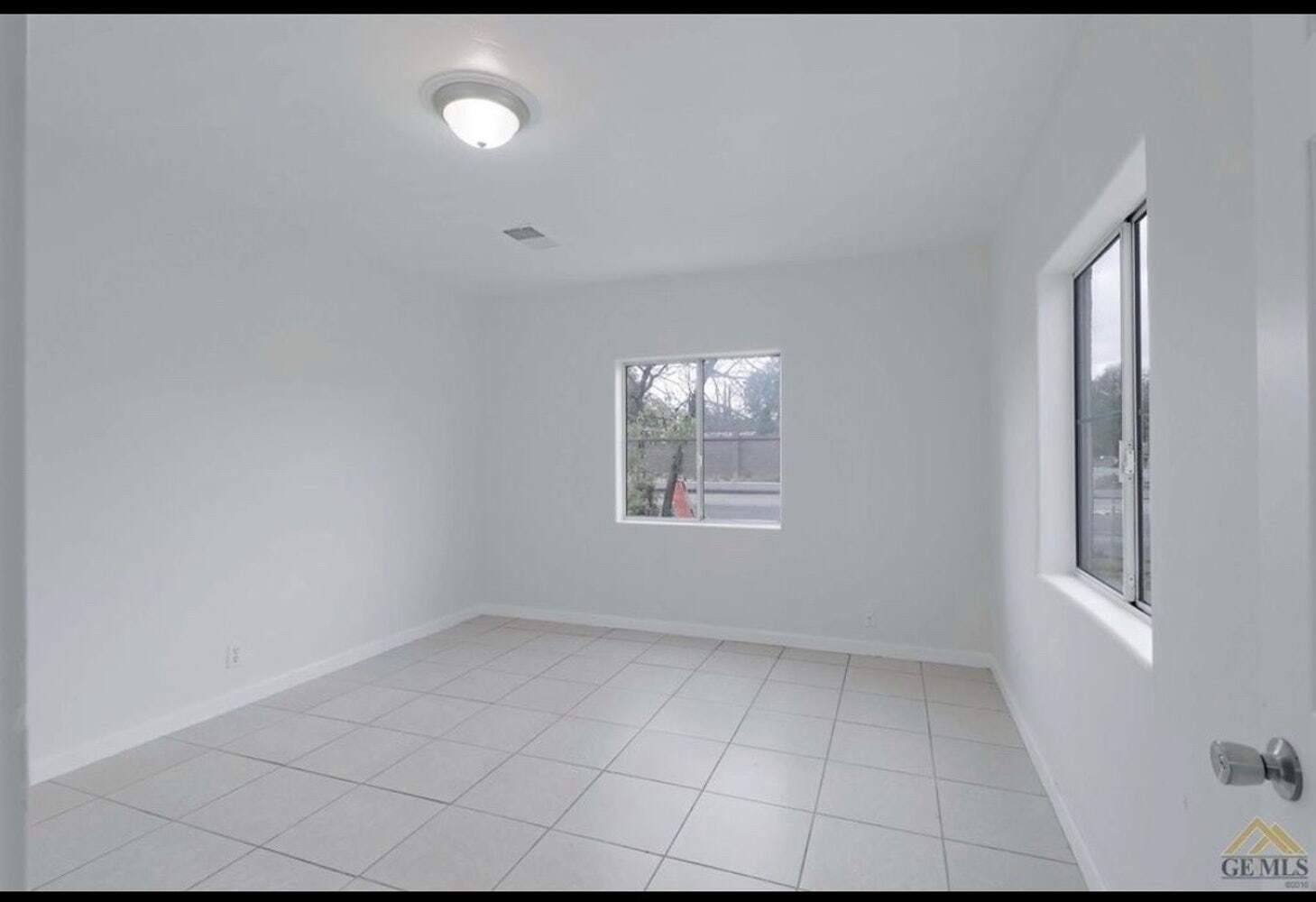 Building Photo - 2321 B St