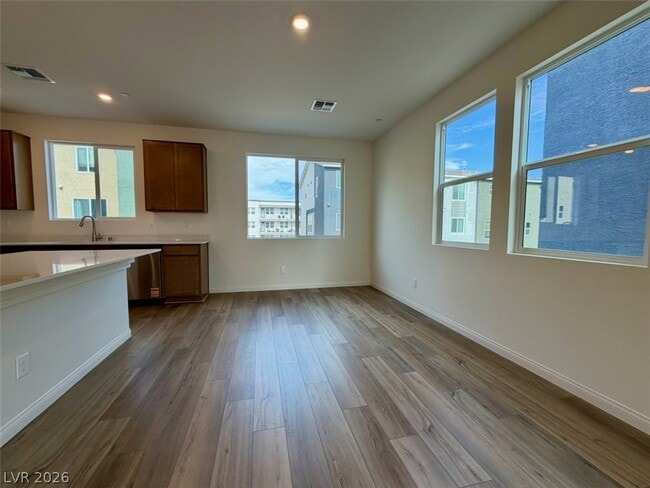 Building Photo - 5824 Wisteria Walk St