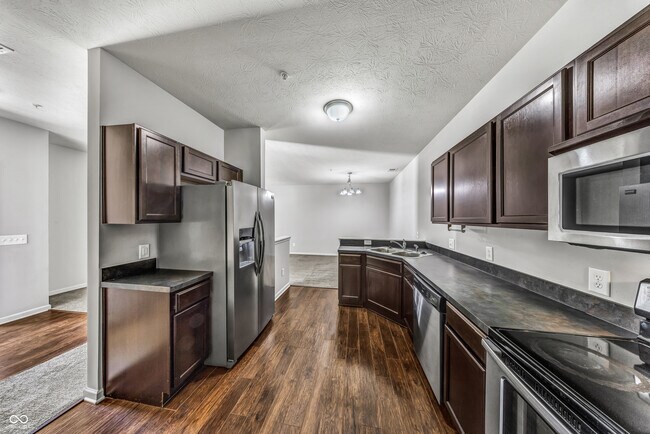 Building Photo - 12030 Zircon Ln