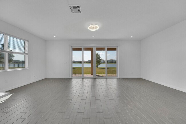 Building Photo - 13096 NW Copper Creek Dr