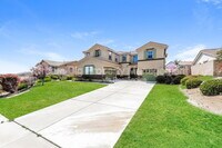 Building Photo - 4822 Brookside Ave
