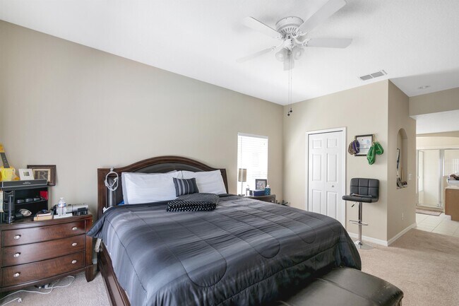 Building Photo - 5145 Marbella Isle Dr
