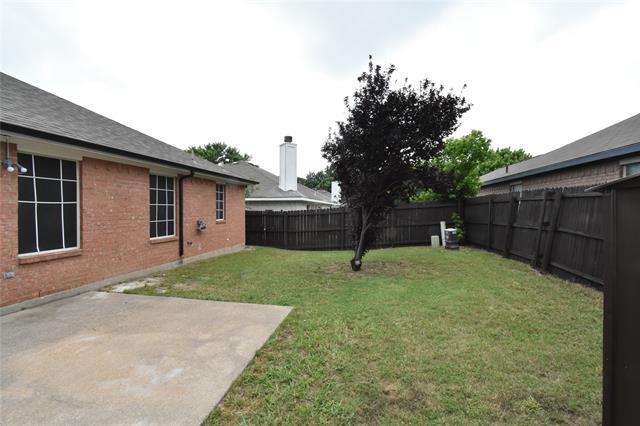 Building Photo - 311 Stell Ave
