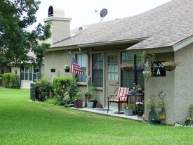 Building Photo - The Hills of Kerrville