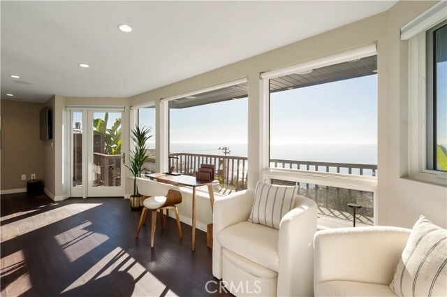 Building Photo - 2192 Crestview Dr