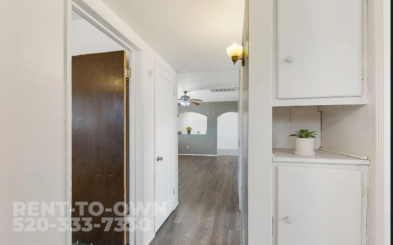 Building Photo - 418 E McMillan Dr