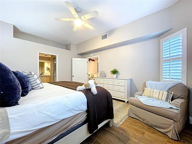 Building Photo - 3803 54th Dr W