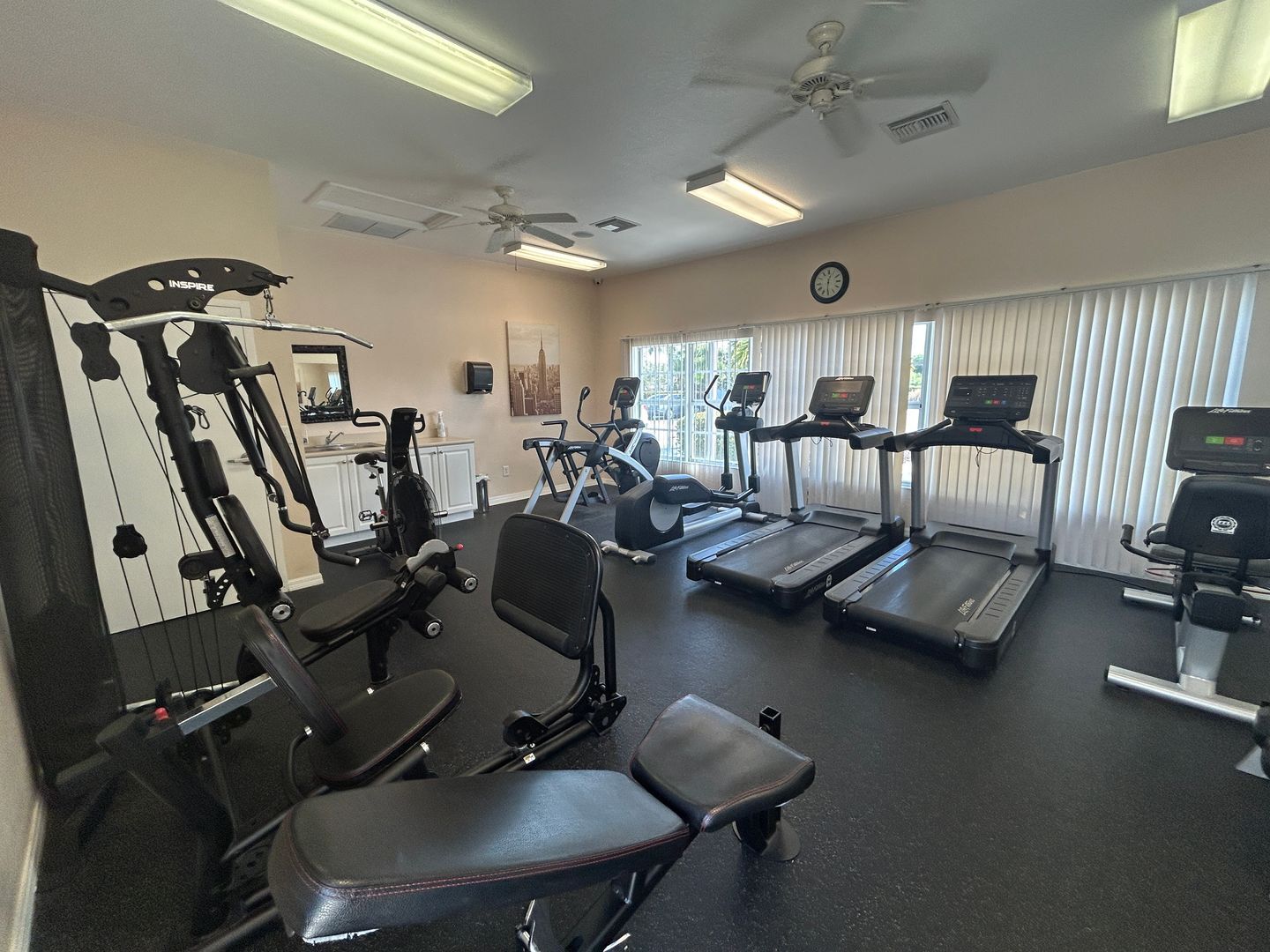 Building Photo - 8424 Bernwood Cove Loop