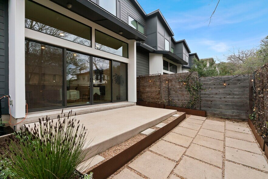 Building Photo - 312 Ashley Dawn Ln