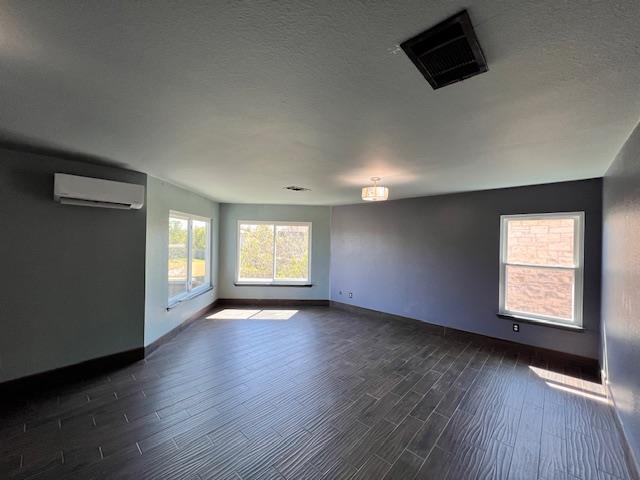 Building Photo - 1806 Candlelight Dr