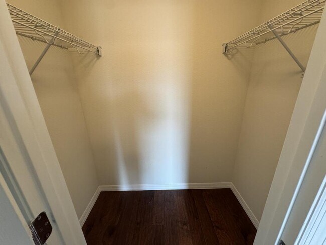 Building Photo - 11902 Lorenza Ln