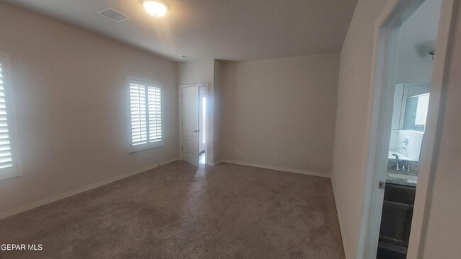 Building Photo - 13000 Shildon St
