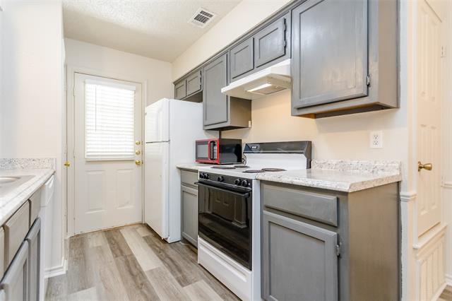 Building Photo - 3311 E FM 813